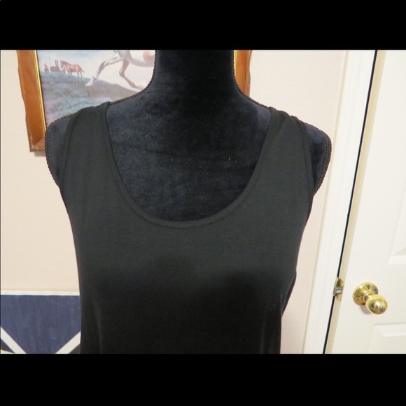 Open Back Sleeveless Top - Picture 3 of 5